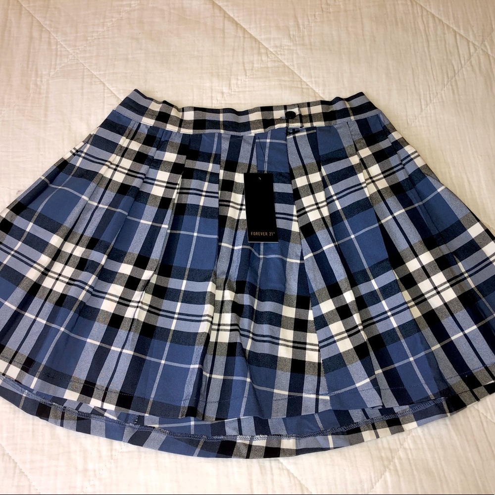 Forever 21 pleated skirt in the size XL